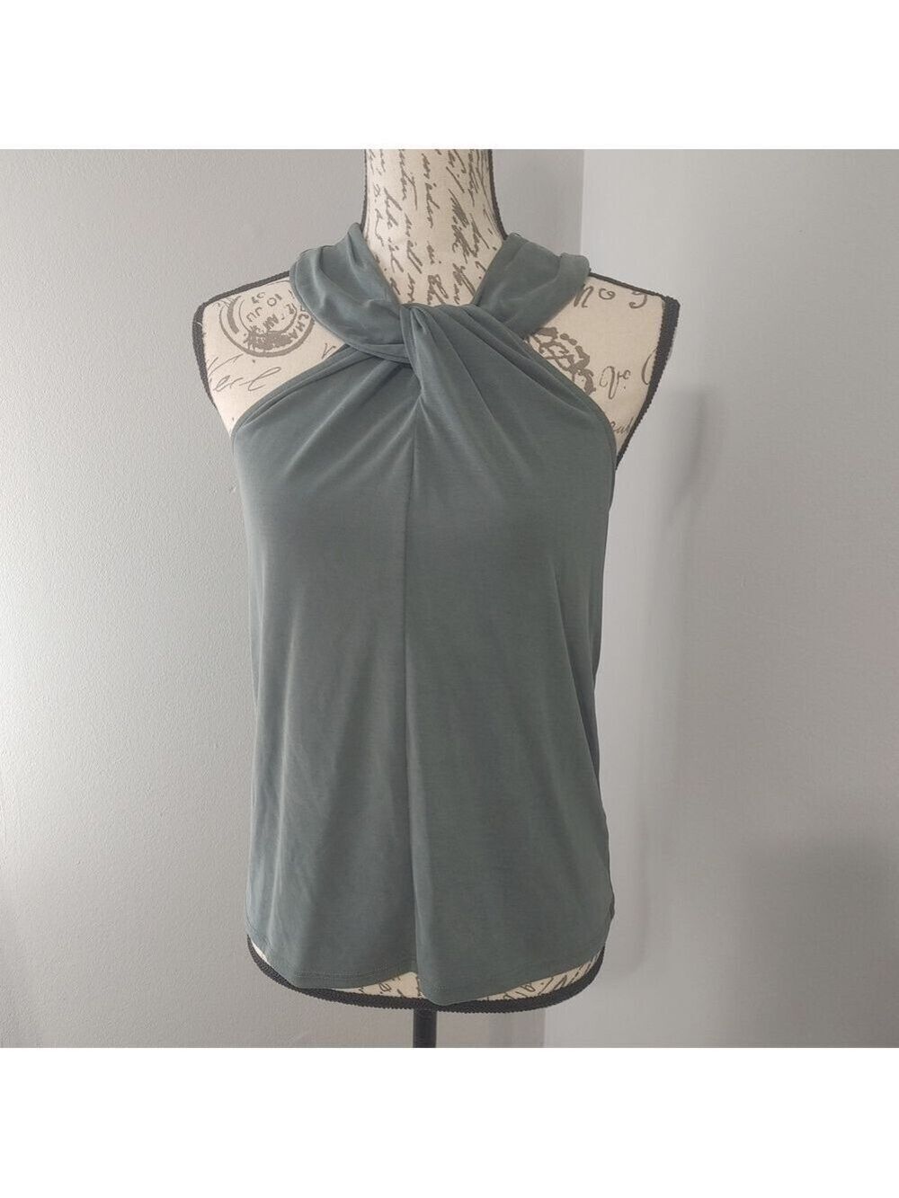 Green Envelope Chic Gray Green Tank Top Soft Unique Neck XS